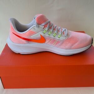 Nike Men’s Pink and Orange Running Sneakers